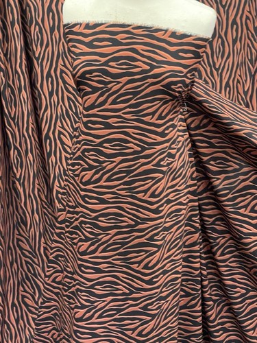 Black rusty zebra - black, print