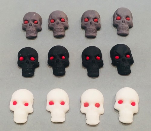 Edible skulls halloween - edible,