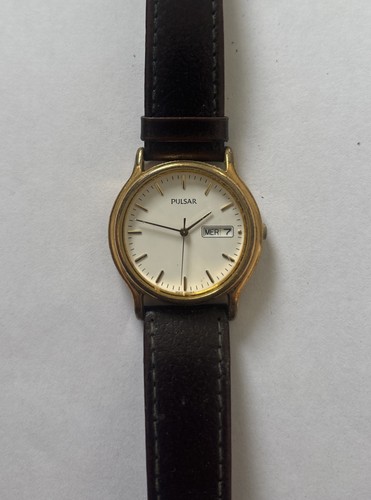 Vintage pulsar quartz watch - vintage,