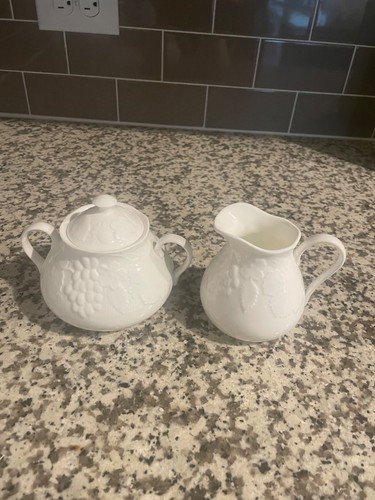 Wedgwood strawberry and vine - wedgwood,