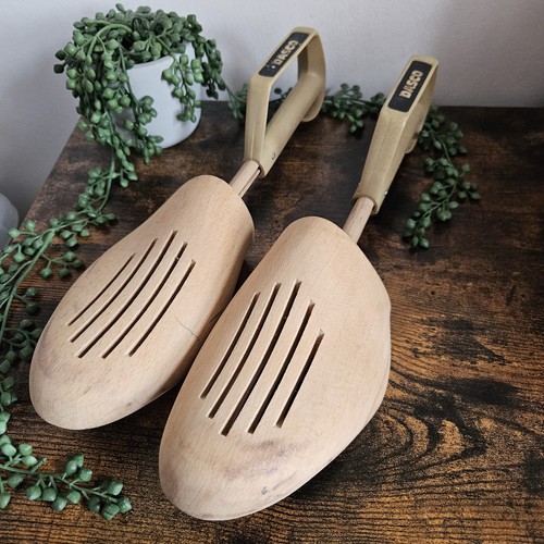 Dasco shoe trees - dasco, wooden