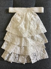 Jabot cravat in ivory lace for