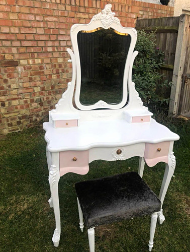Shabby chic dressing table - shabby,