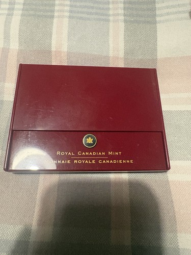 Royal canadian mint 30 - canadian, $30