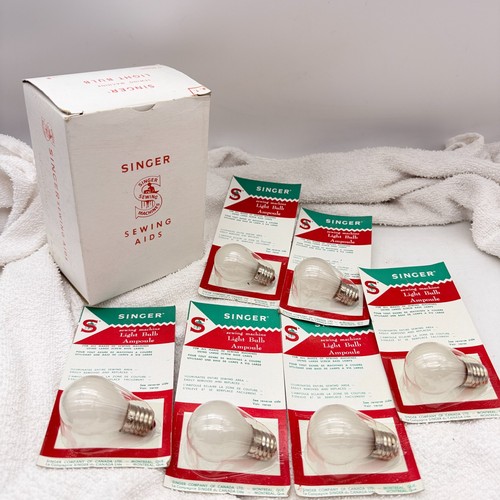 Vintage singer style sewing - vintage, r