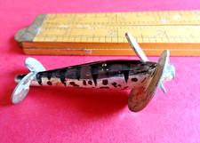 A NICELY PAINTED SCARCE VINTAGE PATENT (FOSTER'S) KILL DEVIL DEVON MINNOW LURE