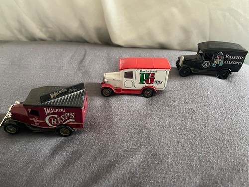 Lledo toy vehicles featuring