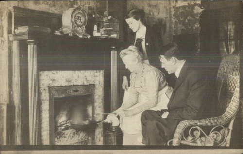Amateur family fireplace - by,