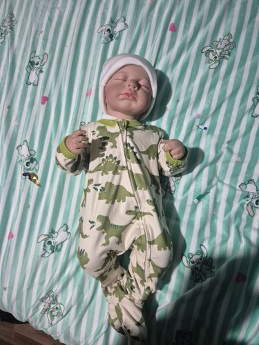 Realistic lifelike doll - lifelike,
