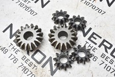 Land Rover LR109 110 130 Differential Wheel Set RTC4488