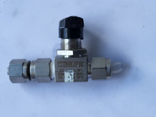 WHITEY SS-42S4W1 STAINLESS STEEL BALL VALVE (IN32S2)