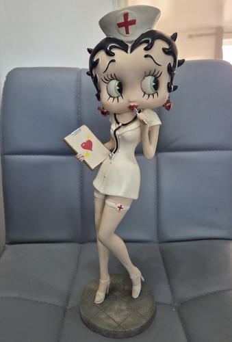 Betty boop nurse standing 34cm - betty,