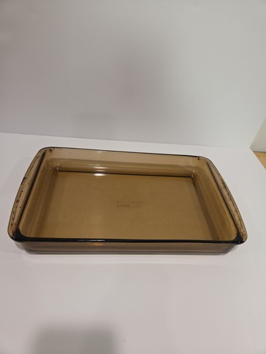 Vintage pyrex 233 amber - vintage,