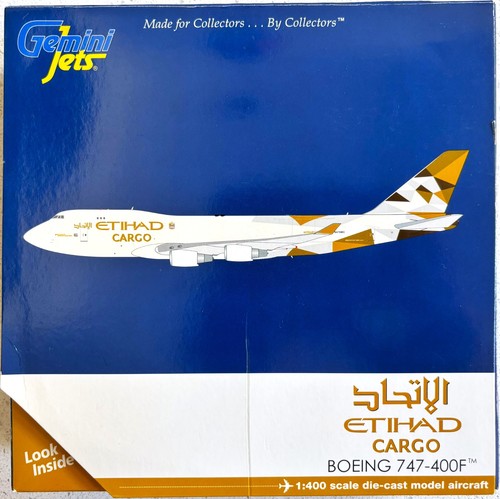 Gemini jets 400 etihad - 1:400,