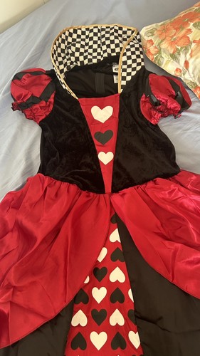 Queen hearts alice in - queen,