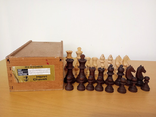 Vintage henri chavet chess set - vintage,
