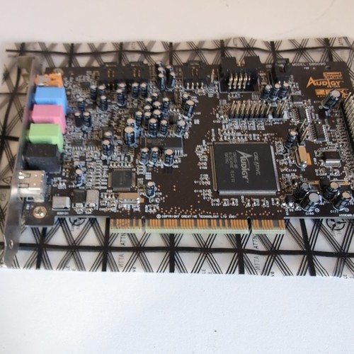 Creative labs sb0090 sound - creative,