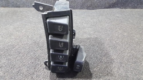 155217 switch rear window