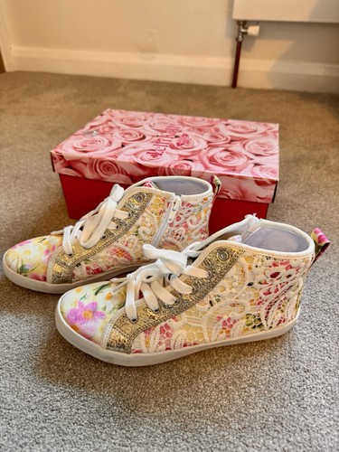 Brand new leli kelly - brand, floral