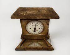 Vintage Cast Iron Weighette