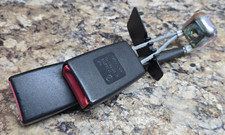 Volkswagon VW Passat B5.5 - Rear Seat Belt Buckles - 3B0857739C - Black