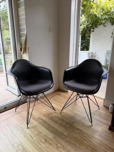 Pair vitra eames - of,