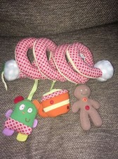 Mamas And Papas Spiral Cot Pram Toy Red Yellow Gingerbread Man Mug Cup