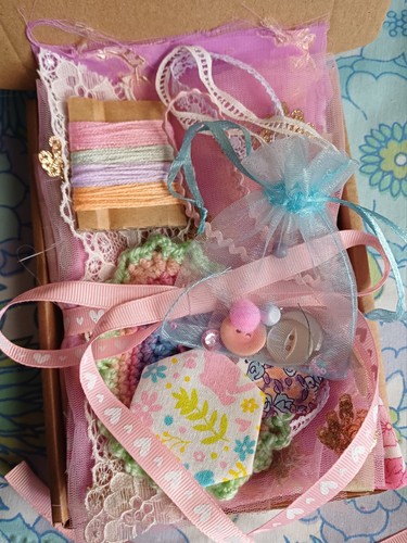 Pastel slow stitching junk - pastel, /junk