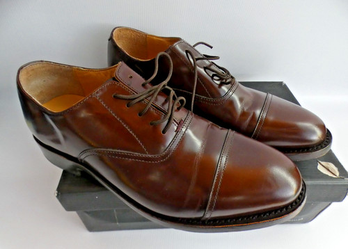 Samuel windsor brown - windsor, leather
