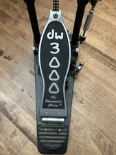 Drum Workshop Inc DW 3000 Dual Chain Single Kick Drum Bass Pedal