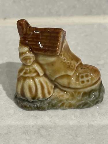 Vintage wade whimsies nursery - vintage,