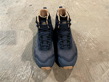 Lowa Fortrux GTX Mid Hiking Boot (size 11)