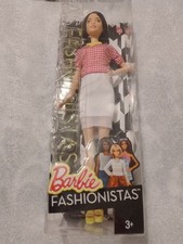 Barbie Fashionista 30 New