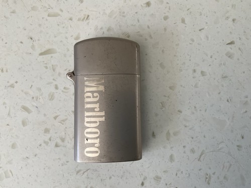 Vintage marlboro metal lighter - metal,