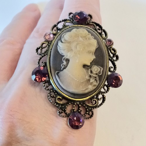 Vintage cameo statement ring - cameo,