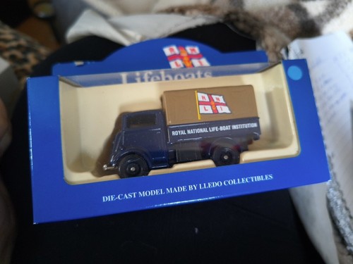 Lledo rnli lifeboats die cast - lledo,