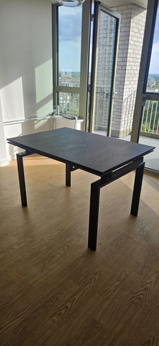 Extendable dining table with - extendable,