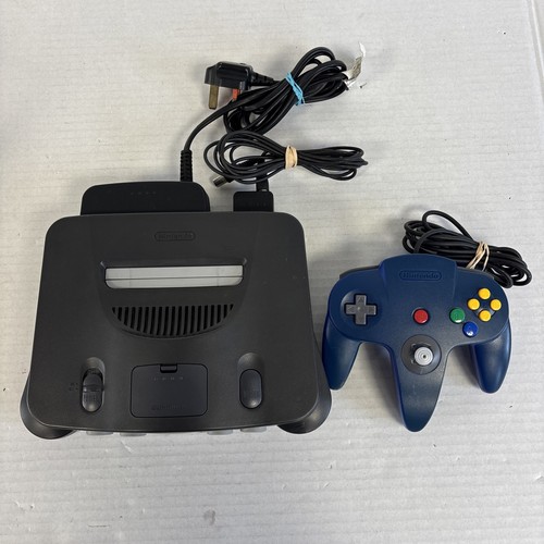 Nintendo console full set - 64,