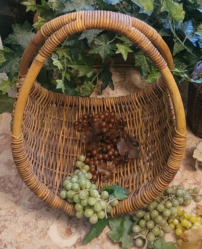 Vintage large woven wicker - vintage,