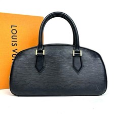 Beautiful item LOUIS VUITTON