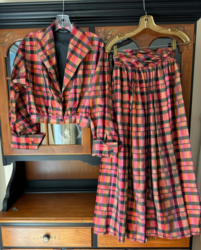 Vintage laura ashley - laura, uk