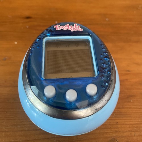 Vintage bandai tamagotchi - bandai,