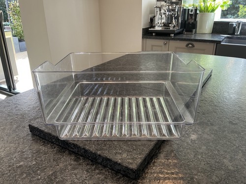 Fisher paykel fridge - &, /