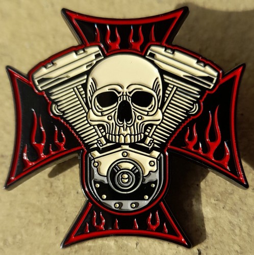 Skull metal enamel - skull,
