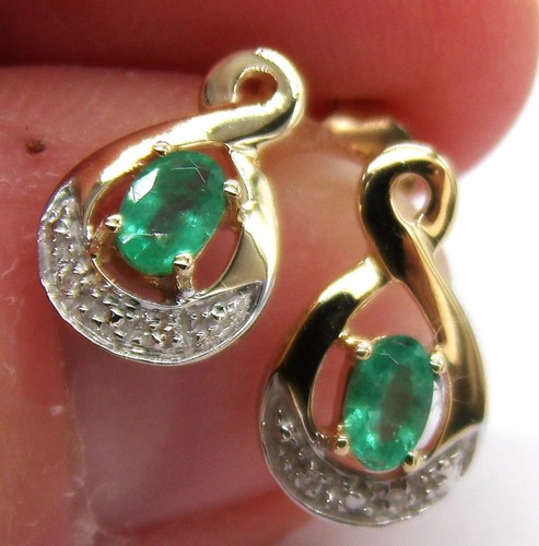 9ct gold emerald diamond