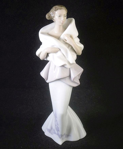 Spanish lladro night out - spanish, a