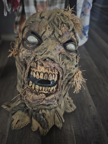 Generic scarecrow monster mask - scarecrow,