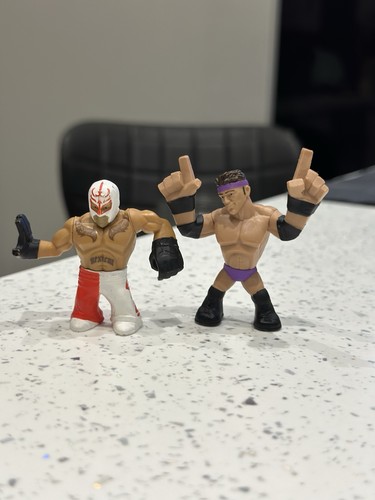 Pair wwe mini action - pair,