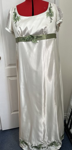Unique pretty ivory - pretty,
