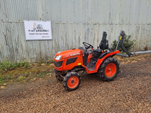 Kubota b1820 compact tractor - kubota,